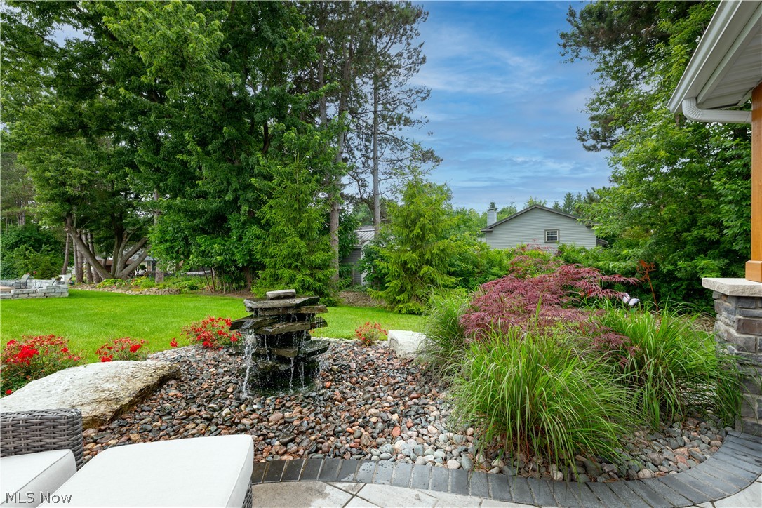 8087 Blue Spruce Circle NW North Canton OH 44720