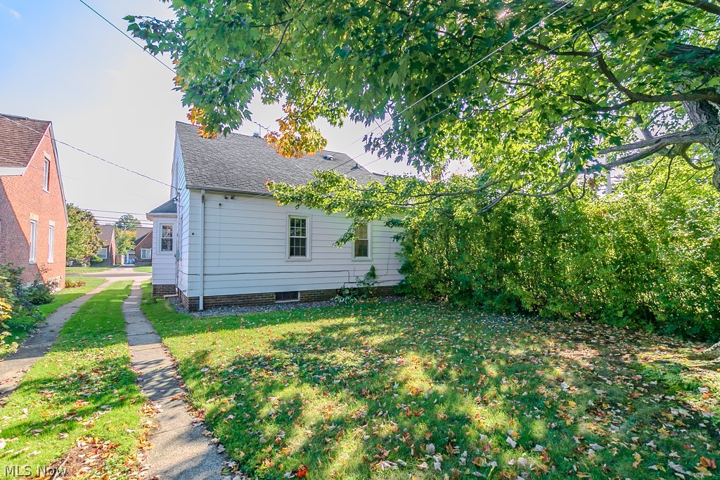 4038 W 140th Street Cleveland OH 44135
