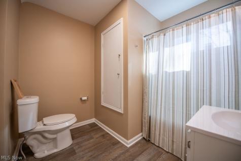 137 Noble Street W East Canton OH 44730