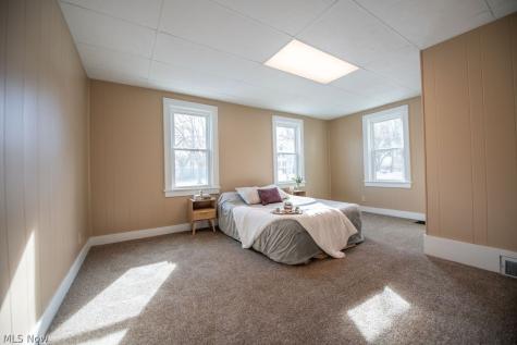 137 Noble Street W East Canton OH 44730
