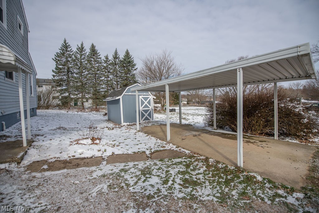 137 Noble Street W East Canton OH 44730
