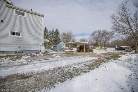137 Noble Street W East Canton OH 44730