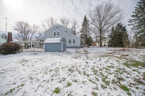 137 Noble Street W East Canton OH 44730
