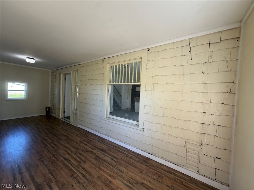 1648 Harrisburg NE Canton OH 44705
