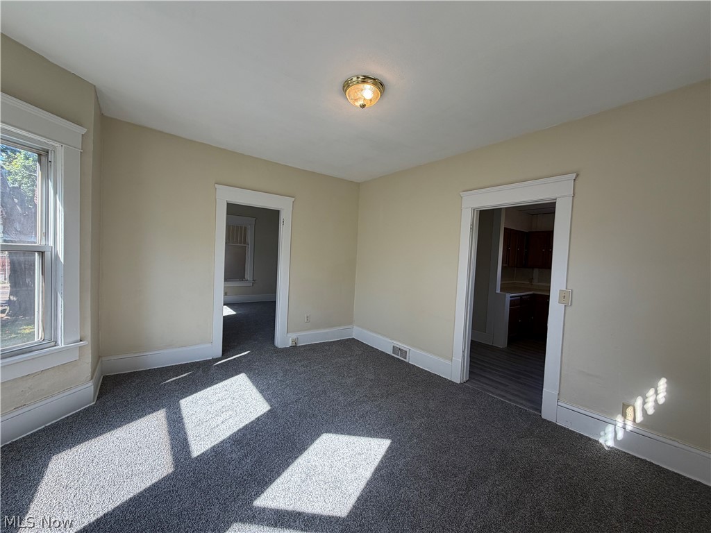 1648 Harrisburg NE Canton OH 44705
