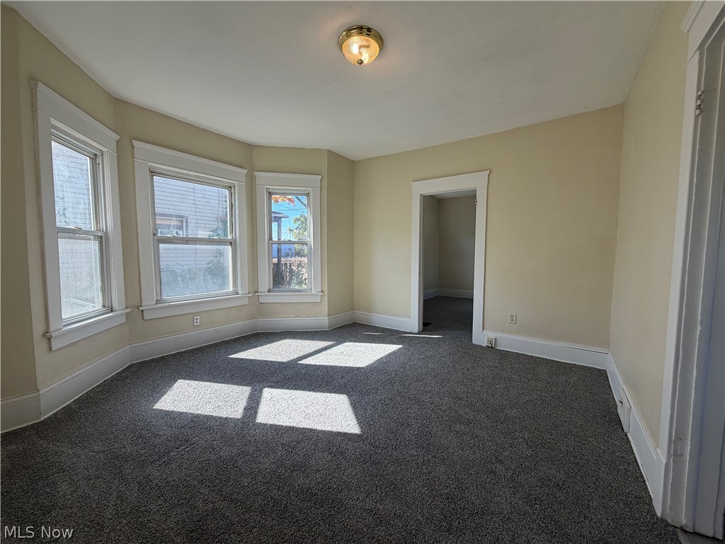 1648 Harrisburg NE Canton OH 44705