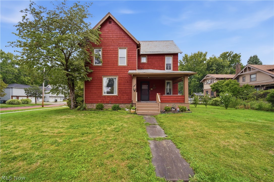 143 E Highland Avenue Ravenna OH 44266