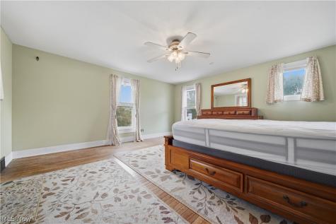 143 E Highland Avenue Ravenna OH 44266