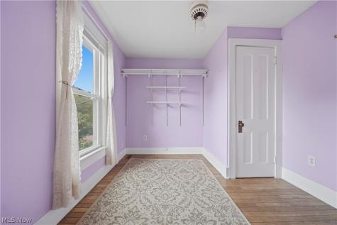 143 E Highland Avenue Ravenna OH 44266