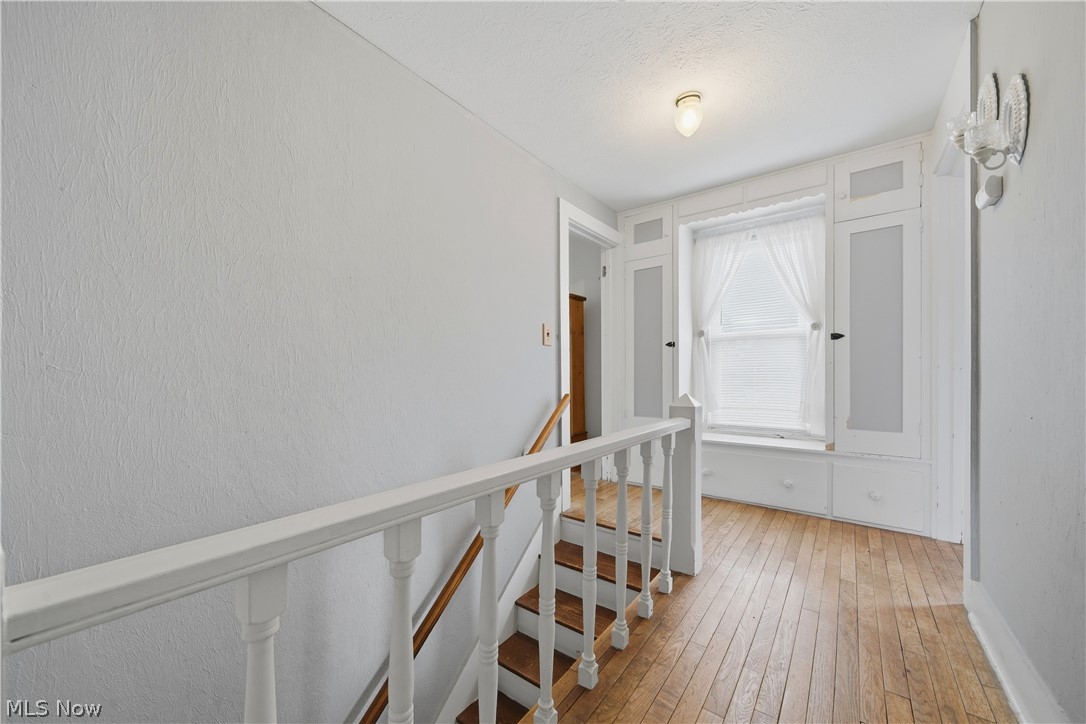 143 E Highland Avenue Ravenna OH 44266