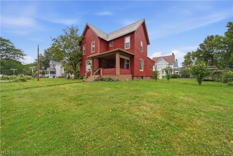 143 E Highland Avenue Ravenna OH 44266