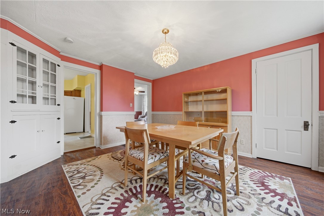 143 E Highland Avenue Ravenna OH 44266