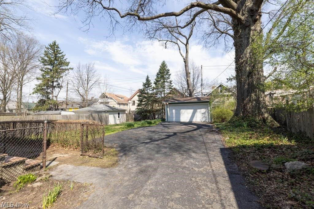 3115 Essex Road Cleveland Heights OH 44118