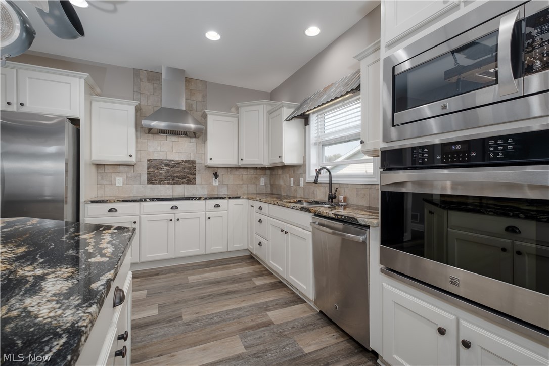 6188 Cartage Avenue NW Canal Fulton OH 44614