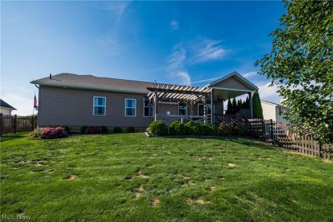 6188 Cartage Avenue NW Canal Fulton OH 44614