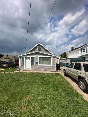 6306 Flowerdale Avenue Cleveland OH 44144