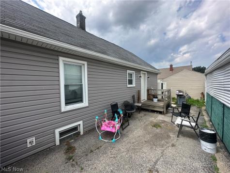 6306 Flowerdale Avenue Cleveland OH 44144