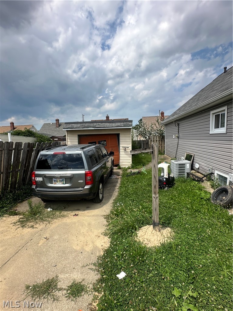 6306 Flowerdale Avenue Cleveland OH 44144