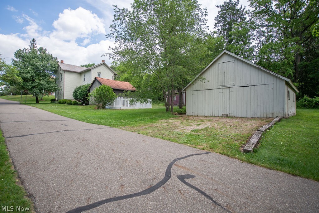 204 E 4th Street Zoar OH 44622