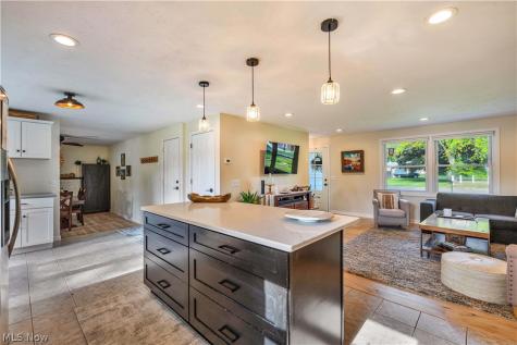 8263 Winterwood Avenue NW North Canton OH 44720