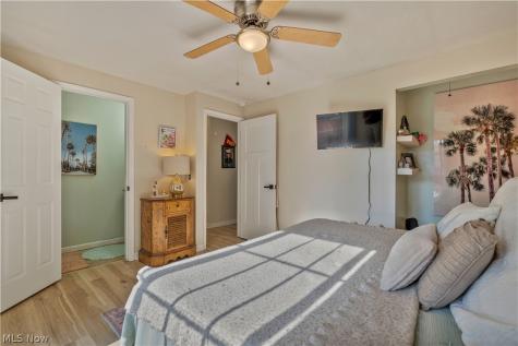 8263 Winterwood Avenue NW North Canton OH 44720