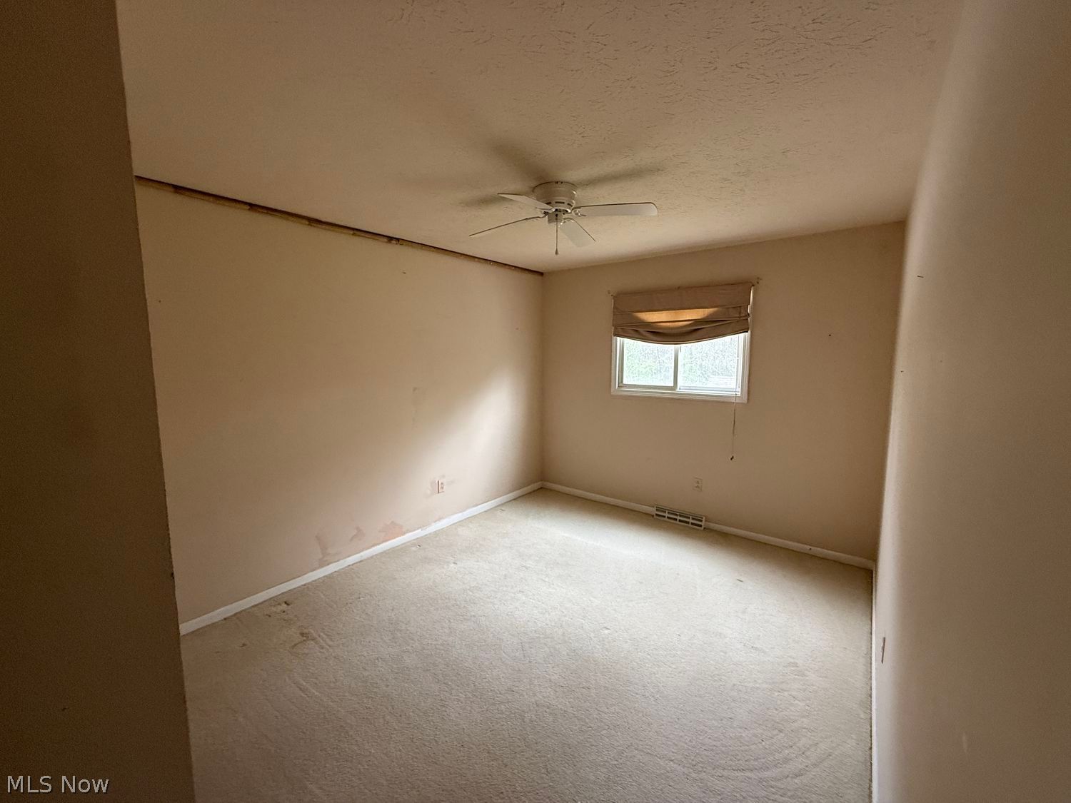 138 Valley Forge Circle Elyria OH 44035