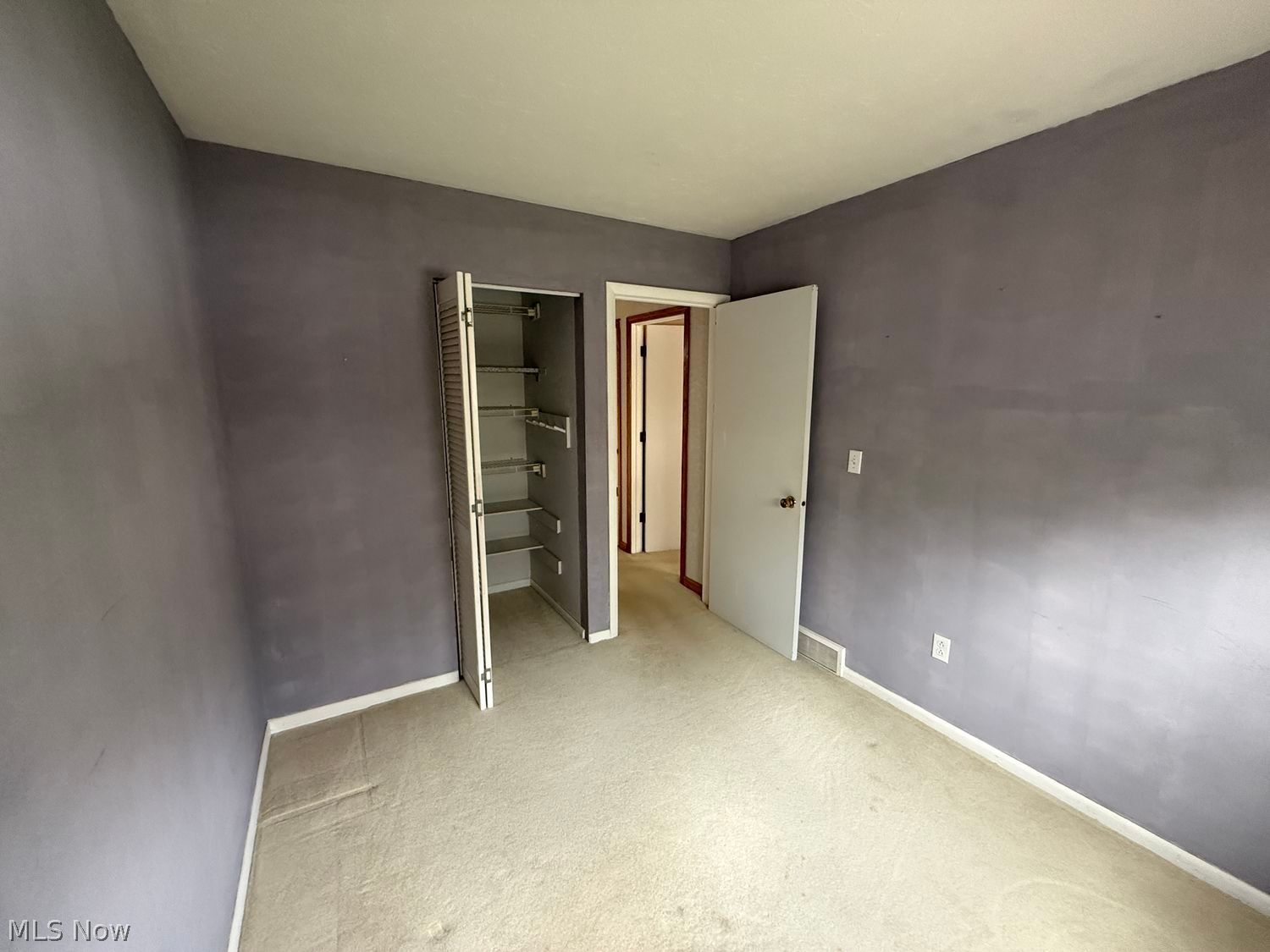 138 Valley Forge Circle Elyria OH 44035
