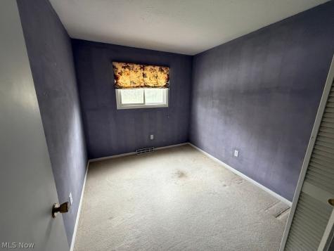 138 Valley Forge Circle Elyria OH 44035