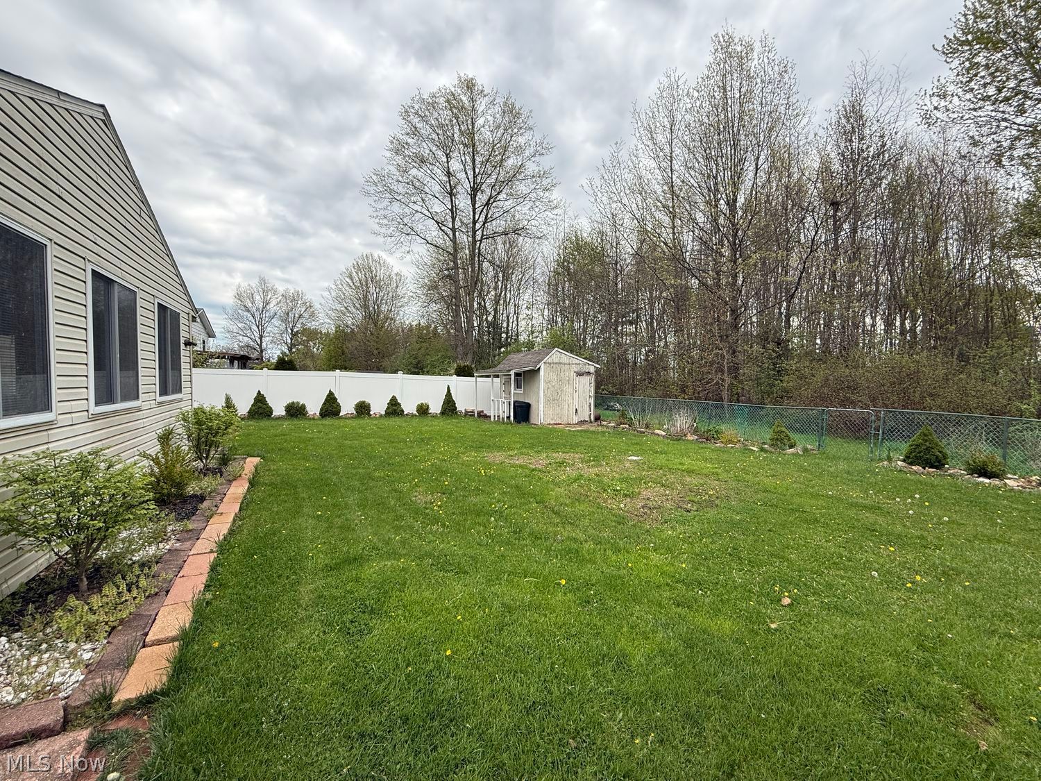 138 Valley Forge Circle Elyria OH 44035