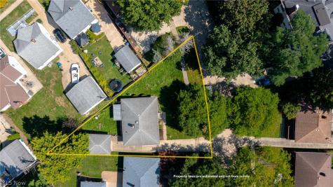 6150 Vernondale Drive Parma Heights OH 44130