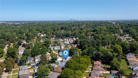 6150 Vernondale Drive Parma Heights OH 44130
