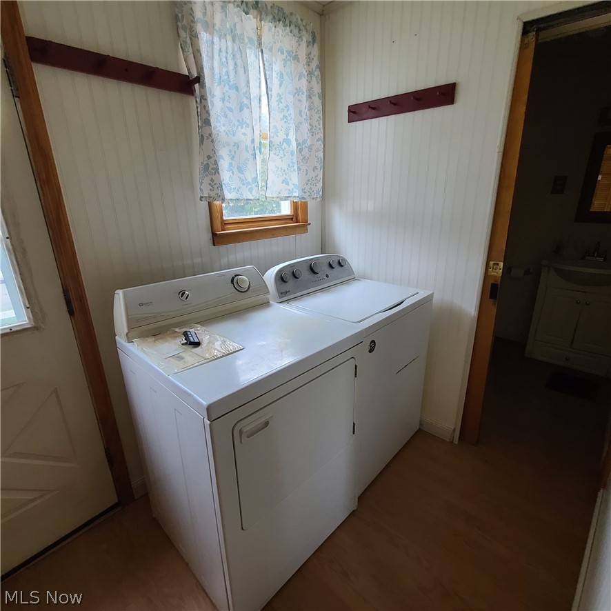 109 Sycamore Street Adena OH 43901