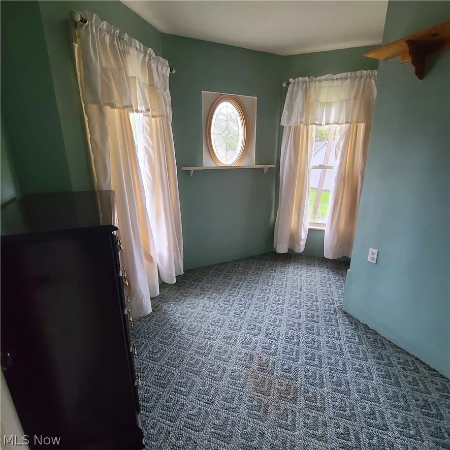 109 Sycamore Street Adena OH 43901