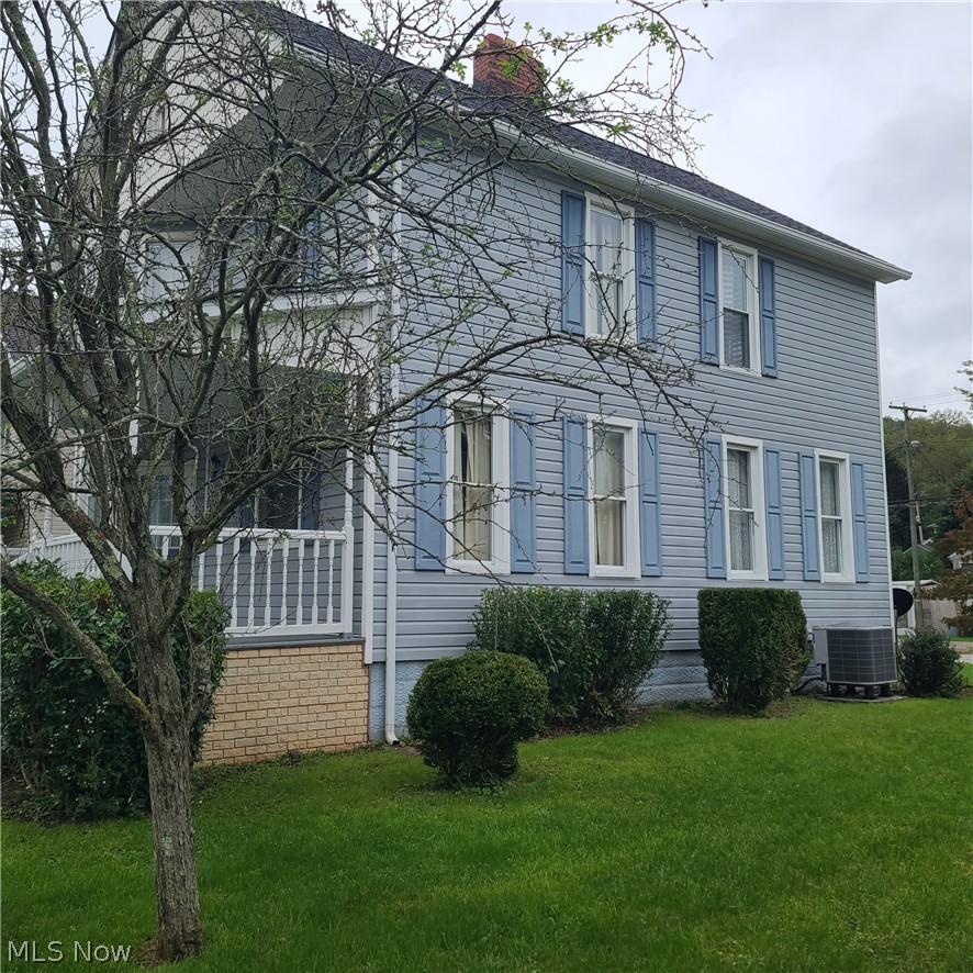 109 Sycamore Street Adena OH 43901