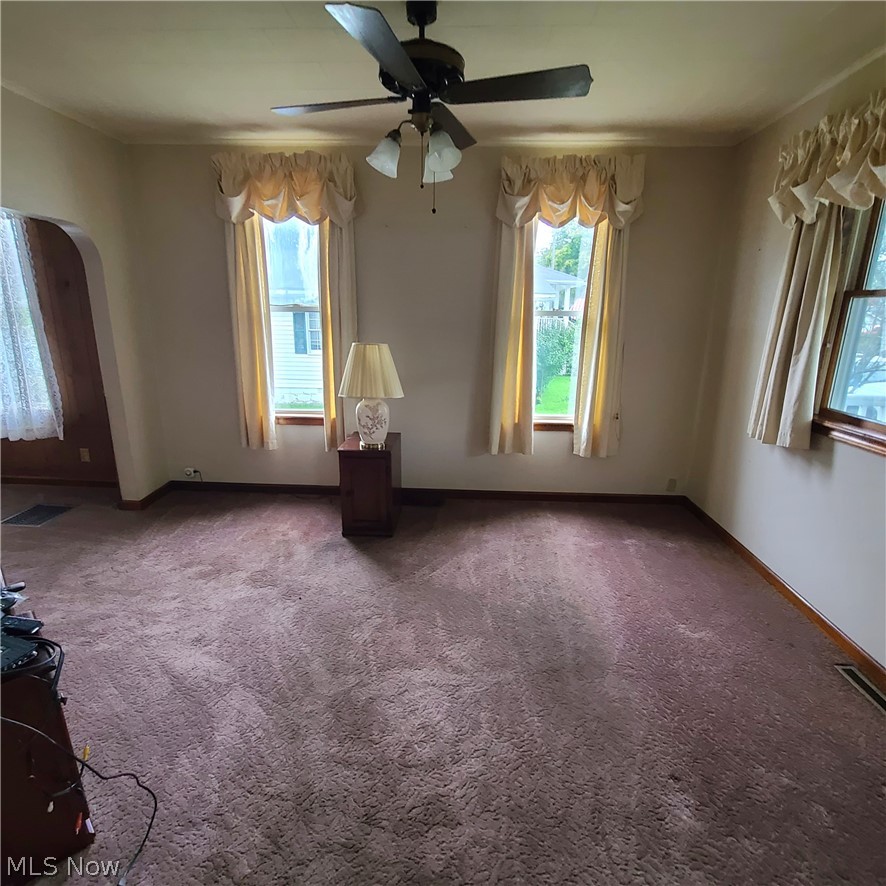 109 Sycamore Street Adena OH 43901