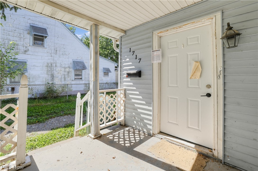 1717 Root Avenue NE Canton OH 44705