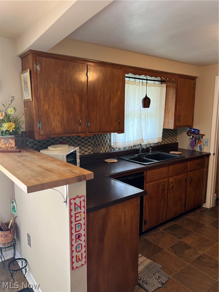 205 High Street Dover OH 44622