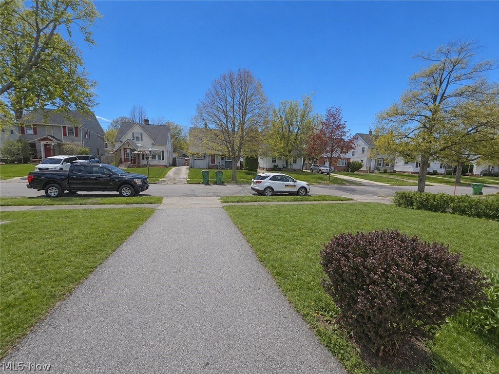 367 E 211th Street Euclid OH 44123