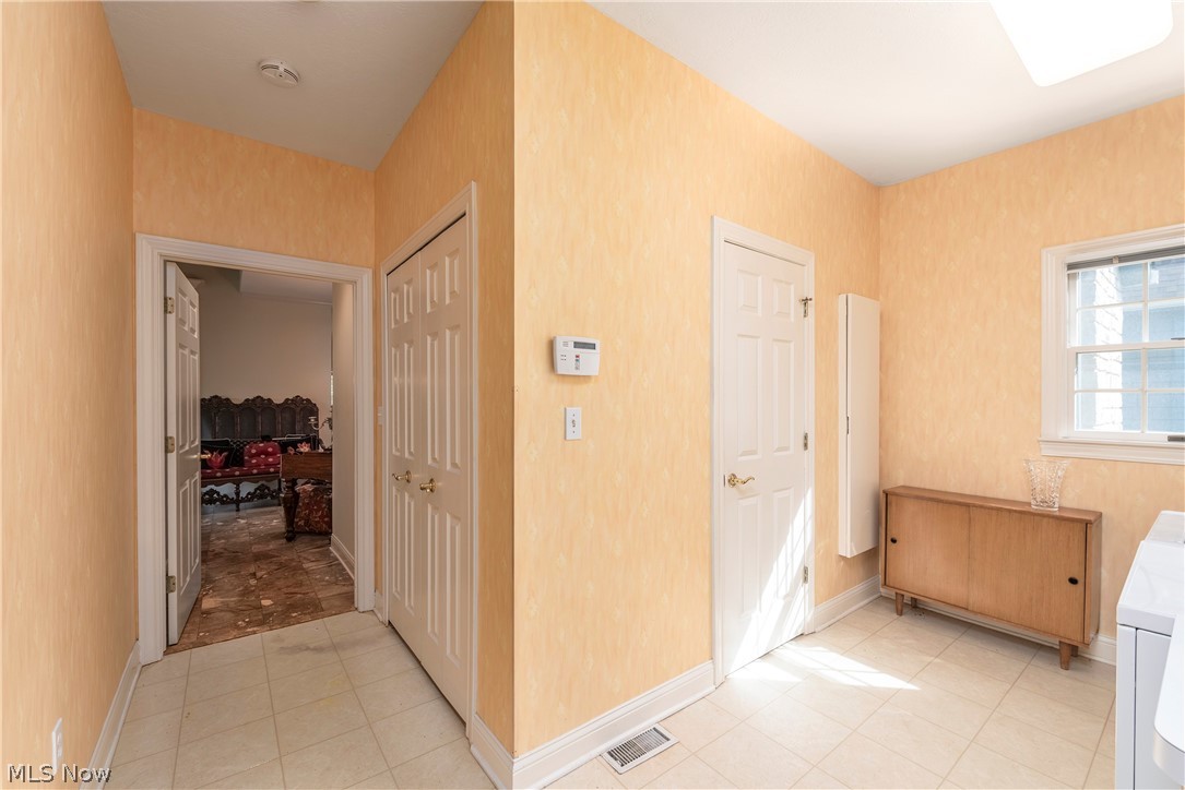 26 Haskell Drive Bratenahl OH 44108