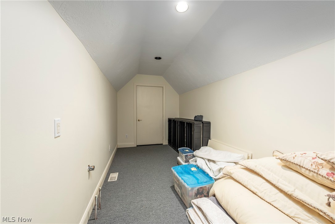26 Haskell Drive Bratenahl OH 44108
