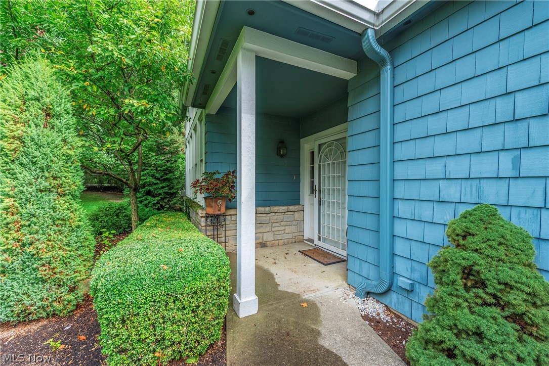26 Haskell Drive Bratenahl OH 44108