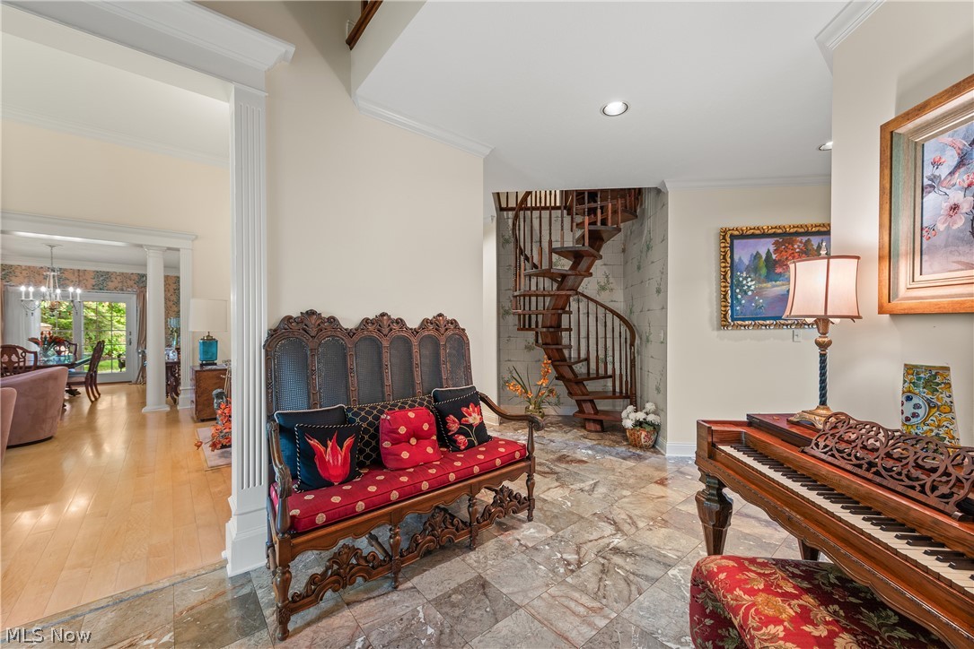 26 Haskell Drive Bratenahl OH 44108