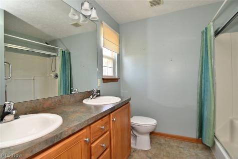 8337 Burlington Drive North Ridgeville OH 44039