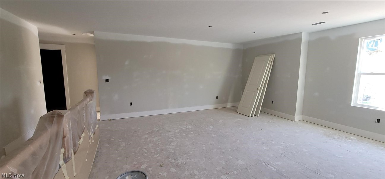 28 Boulder Boulevard Peninsula OH 44264