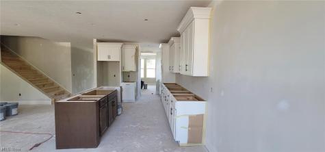 28 Boulder Boulevard Peninsula OH 44264