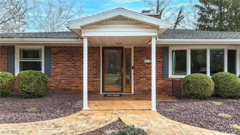 922 Glendale Road Marietta OH 45750
