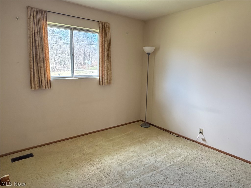 635 Sherwood Drive Aurora OH 44202