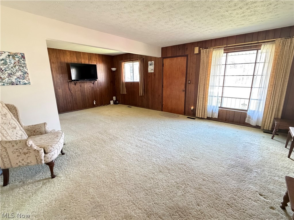 635 Sherwood Drive Aurora OH 44202