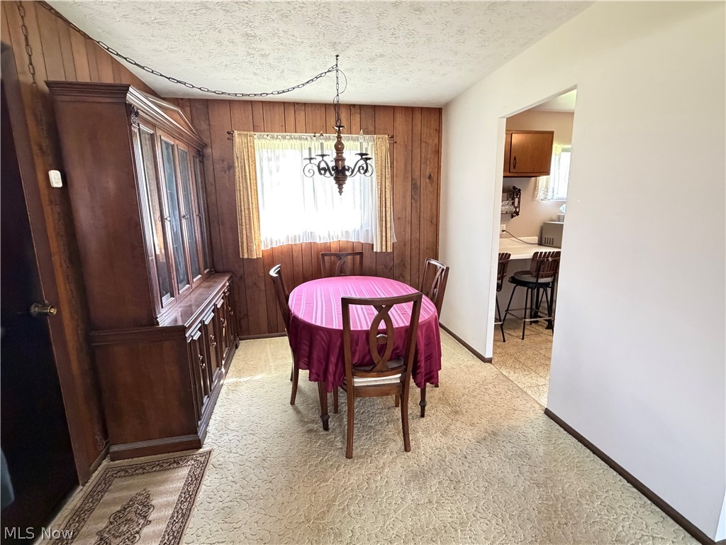 635 Sherwood Drive Aurora OH 44202