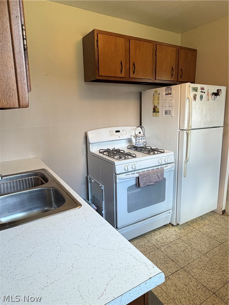 635 Sherwood Drive Aurora OH 44202